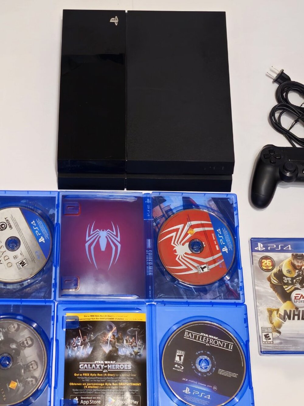 Sony PlayStation 4 (PS4) Console Bundle - Tested & Working - Includes 5 Games